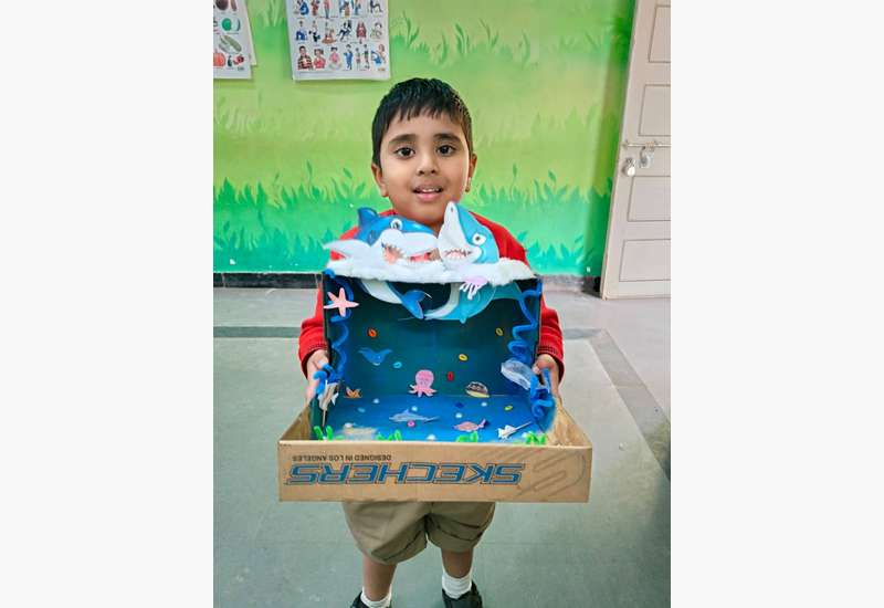 LKG and UKG students of our school created wonderful projects